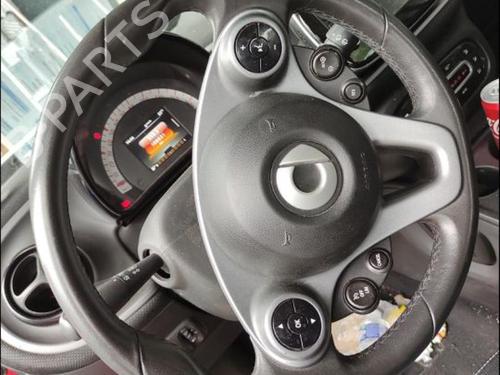 Used Steering wheel Steering wheel SMART FORFOUR Hatchback (453) 0.9 (453.044, 453.053) (90 hp) 33591023 33591023