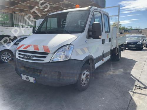 Used Engine control unit (ECU) Engine control unit (ECU) IVECO DAILY IV Van 35C12 V, 35C12 V/P, 35S12 V, 35S12 V/P (116 hp) 33594531 33594531