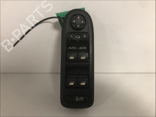 Used Left front window switch Left front window switch CITROËN C3 II (SC_) 1.6 HDi 110 (112 hp) 33583552 33583552