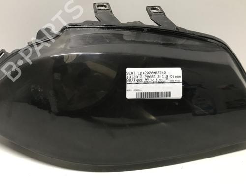 Used Right headlight Right headlight SEAT IBIZA III (6L1) 1.9 TDI (100 hp) 33589121 33589121