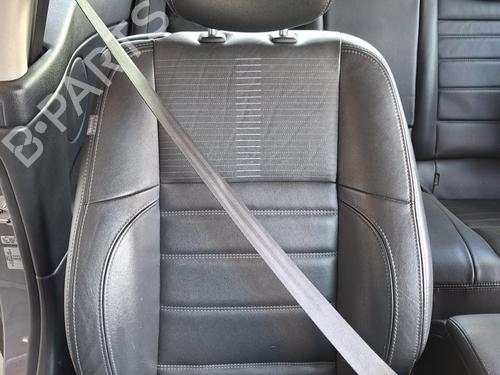 Used Front right seatbelt Front right seatbelt 37077141 37077141