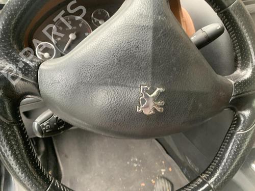Used Driver airbag Driver airbag PEUGEOT 407 Coupe (6C_) 2.7 HDi (204 hp) 35911574 35911574