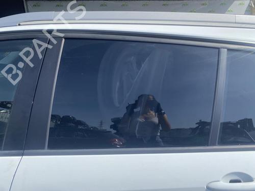 Dør rude ventre bagtil Dør rude ventre bagtil RENAULT LAGUNA III Grandtour (KT0/1) 2.0 dCi (KT01, KT08, KT09, KT0K, KT12, KT1D, KT1W) (150 hp) 37229695 37229695