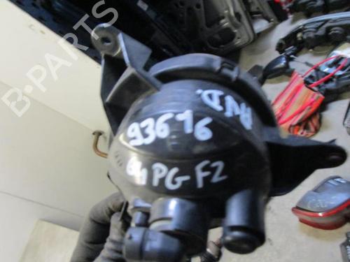 Used Right front fog light Right front fog light KIA SORENTO I (JC) 2.5 CRDi 4WD (140 hp) 33578104 33578104