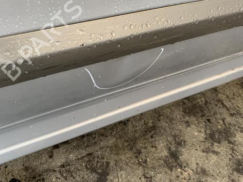 Used Right front door Right front door PEUGEOT 308 I (4A_, 4C_) 1.6 HDi (109 hp) 33601925 33601925