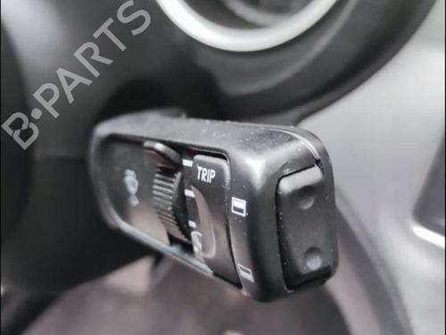 Used Steering column stalk Steering column stalk ALFA ROMEO 159 (939_) 2.2 JTS (939AXB1B, 939AXB11) (185 hp) 33583601 33583601