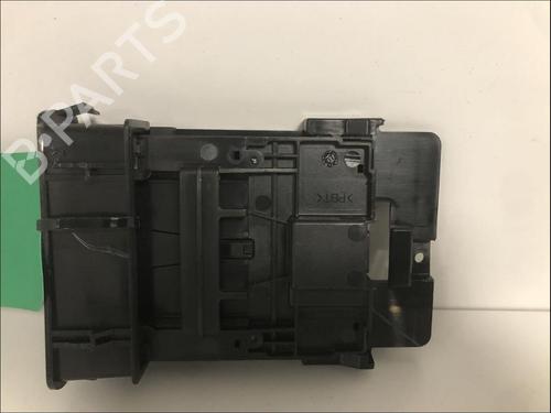 Used Card reader Card reader RENAULT LAGUNA III (BT0/1) 2.0 dCi (BT01, BT08, BT09, BT0E, BT0K, BT12, BT1C, BT1D,... (150 hp) 33586452 33586452