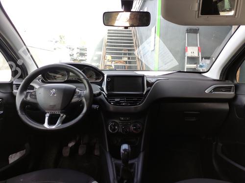 Used Dashboard Dashboard PEUGEOT 208 I (CA_, CC_) 1.2 VTI 82 (82 hp) 33594979 33594979