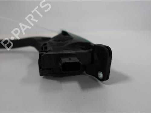 Pedal Pedal FORD KUGA II (DM2) 2.0 TDCi 4x4 (150 hp) 33576023 33576023