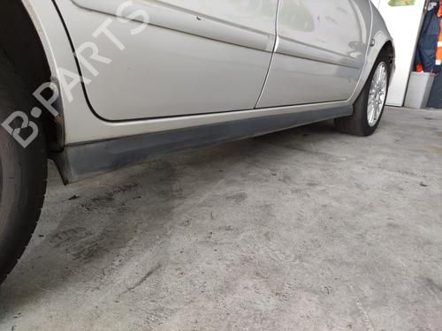 Højre sidekjole Højre sidekjole VOLVO V40 Estate (645) 1.9 DI (115 hp) 36576795 36576795
