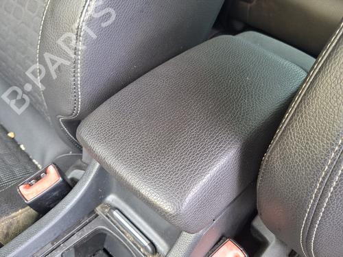 Bracciolo centrale Bracciolo centrale OPEL ASTRA J (P10) 1.4 Turbo (68) (140 hp) 37034968 37034968