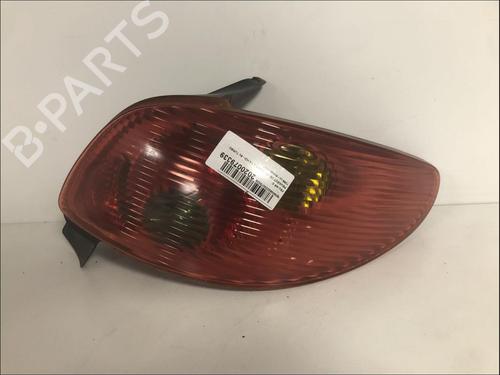 Used Right taillight Right taillight 33581211 33581211