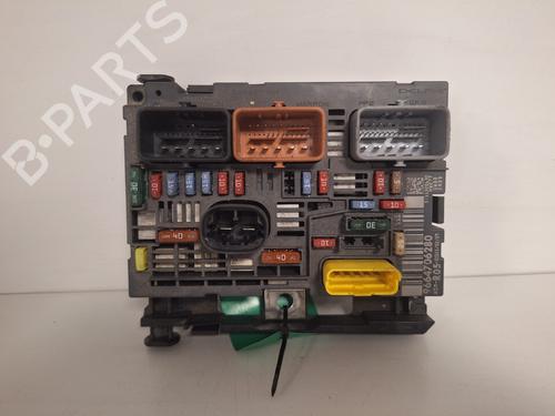 Caixa de fusíveis Caixa de fusíveis CITROËN C4 I (LC_) 1.6 HDi (90 hp) 36172778 36172778