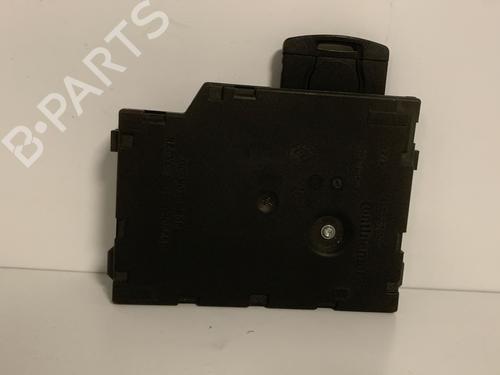 Kartenleser für Kartenleser RENAULT CLIO IV (BH_) 1.5 dCi 75 (75 hp) 33593841 33593841