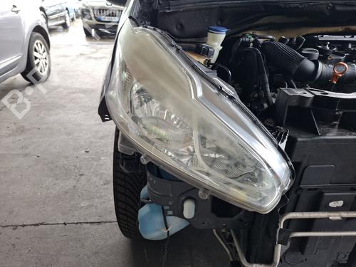 Used Right headlight Right headlight PEUGEOT 208 I (CA_, CC_) 1.4 HDi (68 hp) 36287576 36287576