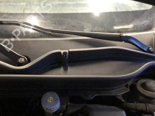 Used Front wiper motor Front wiper motor SUZUKI VITARA (LY) 1.6 DDiS (APK 416D) (120 hp) 35913546 35913546