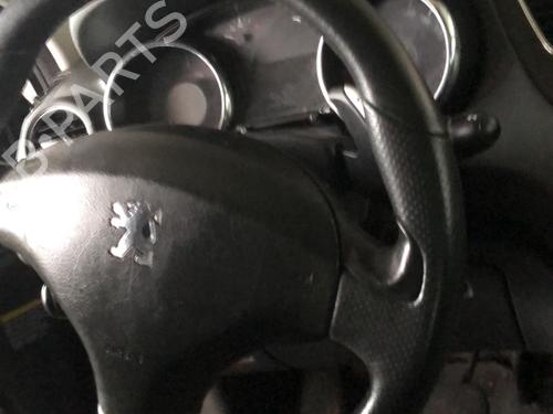 Used Steering wheel Steering wheel PEUGEOT 5008 (0U_, 0E_) 1.6 HDi (112 hp) 33598113 33598113