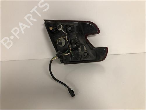 Used Right tailgate light Right tailgate light RENAULT MEGANE III Grandtour (KZ0/1) 1.5 dCi (KZ09, KZ0D, KZ1G, KZ29, KZ14, KZ1W, KZ10, KZ1F,... (110 hp) 33588491 33588491
