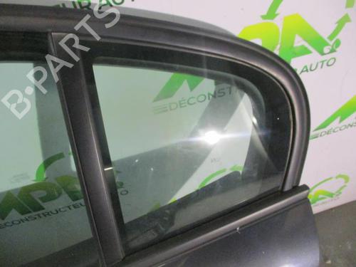 Used Front left quarter glass Front left quarter glass 33572079 33572079