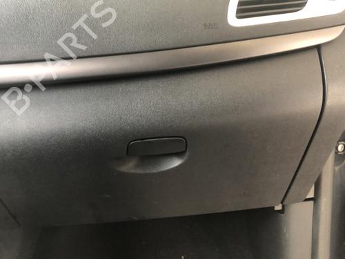 Porta-luvas Porta-luvas RENAULT SCÉNIC III (JZ0/1_) 1.5 dCi (106 hp) 33653598 33653598