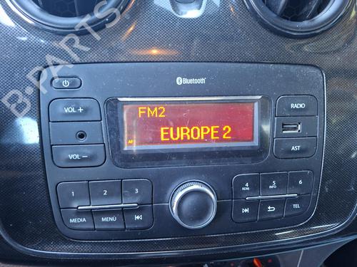 Used Radio Radio DACIA LOGAN MCV II 1.0 SCe 75 (73 hp) 35915881 35915881