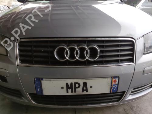Grelha Grelha AUDI A3 (8P1) 1.6 FSI (115 hp) 35911212 35911212