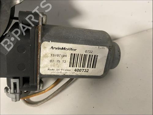Used Front right window mechanism Front right window mechanism RENAULT SCÉNIC I MPV (JA0/1_, FA0_) [1999-2010] 33577026 33577026