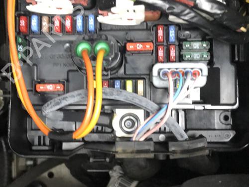Fuse box CITROËN C3 II (SC_) 1.6 VTi 120 | BP35912819E1 - Image 2