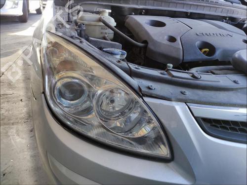 Used Right headlight Right headlight HYUNDAI i30 (FD) 1.6 CRDi (116 hp) 33586403 33586403