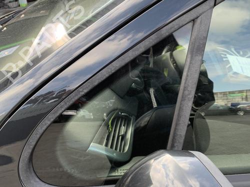Vidro triangular frente esquerdo Vidro triangular frente esquerdo PEUGEOT 207 (WA_, WC_) 1.4 16V (95 hp) 34705729 34705729