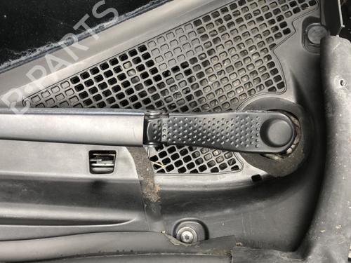 Used Front wiper motor Front wiper motor RENAULT SCÉNIC III (JZ0/1_) 1.6 dCi (JZ00, JZ12) (130 hp) 33739369 33739369