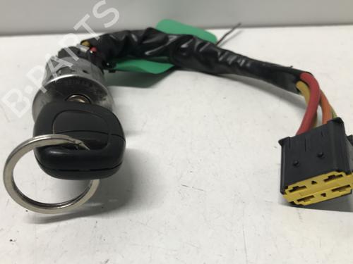 Used Ignition barrel Ignition barrel RENAULT CLIO II (BB_, CB_) [1998-2016] 33590896 33590896