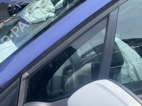 front-left-quarter-glass-peugeot-208-i-ca_-cc_-2012-2013-2014-2015-2016-2017-2018-2019-2020-2021-35916189 main image