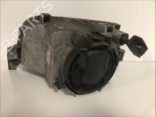 Used Right headlight Right headlight RENAULT CLIO I (B/C57_, 5/357_) 1.2 (B/C/S577) (54 hp) 33584002 33584002