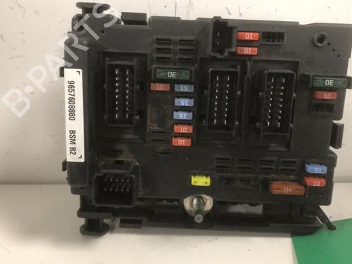 Used Fuse box Fuse box PEUGEOT 206+ (2L_, 2M_) 1.1 (60 hp) 33600553 33600553