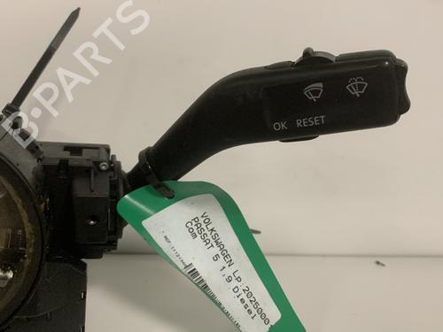 Used Steering column stalk Steering column stalk VW PASSAT B6 (3C2) 1.9 TDI (105 hp) 33592586 33592586