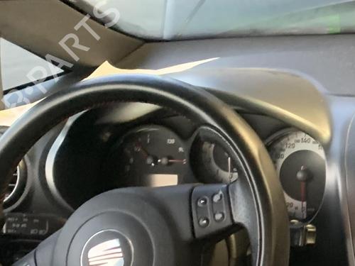 Used Instrument cluster Instrument cluster SEAT LEON (1P1) 2.0 TFSI (240 hp) 35913143 35913143