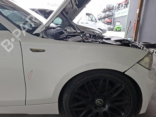 Guarda-lamas direito Guarda-lamas direito BMW 1 (E87) 120 d (177 hp) 36582751 36582751