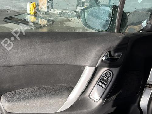 Used Front left window mechanism Front left window mechanism CITROËN C3 II (SC_) 1.4 HDi 70 (SC8HZC, SC8HR0, SC8HP4) (68 hp) 35915448 35915448