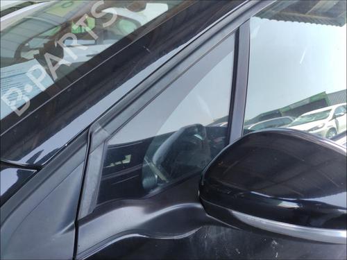 front-left-quarter-glass-peugeot-2008-i-cu_-2013-35909477 main image