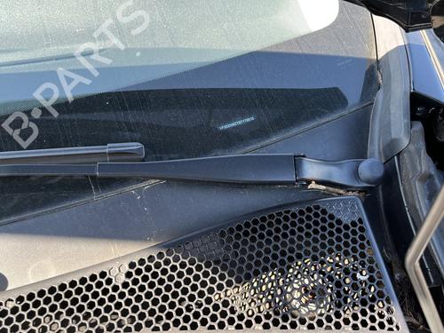 Used Front wiper motor Front wiper motor PEUGEOT 208 I (CA_, CC_) 1.2 THP 110 (110 hp) 33653315 33653315