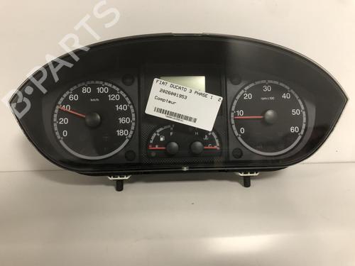 Used Instrument cluster Instrument cluster 37418479 37418479