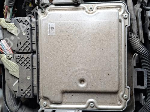 Used Engine control unit (ECU) Engine control unit (ECU) 36521533 36521533