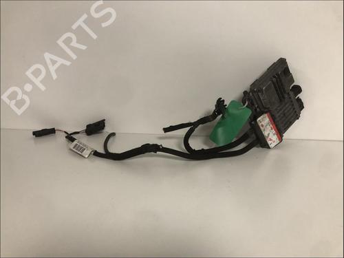 Used Electronic module Electronic module PEUGEOT 2008 I (CU_) 1.6 BlueHDi 100 (100 hp) 33586447 33586447