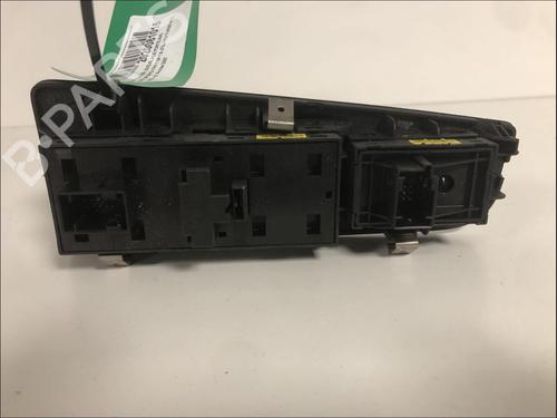 Used Left front window switch Left front window switch FIAT BRAVO II (198_) 1.9 D Multijet (198AXC1B) (150 hp) 33584656 33584656