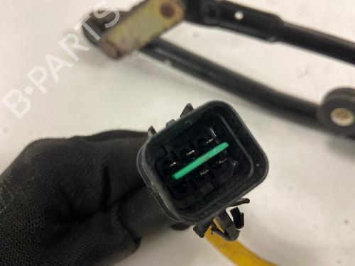 Used Front wiper motor Front wiper motor 38426838 38426838