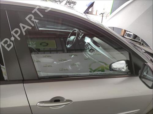 front-right-door-window-renault-laguna-iii-bt01-2007-2008-2009-2010-2011-2012-2013-2014-2015-35909901 main image