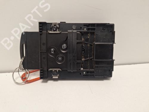 Kartenleser für Kartenleser RENAULT SCÉNIC III (JZ0/1_) 1.6 dCi (JZ00, JZ12) (130 hp) 33590282 33590282