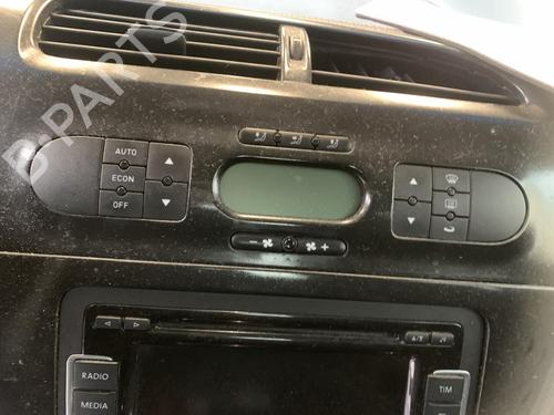 climate-control-seat-leon-1p1-2005-2006-2007-2008-2009-2010-2011-2012-2013-36577906 main image