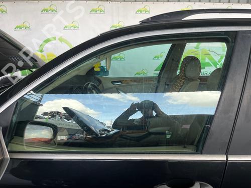 front-left-door-window-bmw-x5-e53-2000-2001-2002-2003-2004-2005-2006-34108320 main image